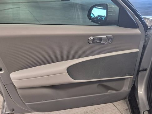 Used 2025 Hyundai Ioniq 6 Limited RWD image 10