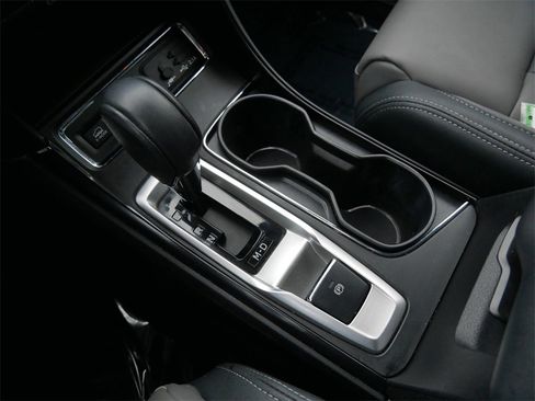 Used 2022 Subaru Ascent Onyx Edition image 17