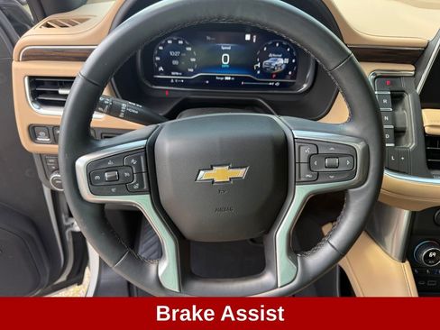 Used 2023 Chevrolet Tahoe Premier AWD/4WD image 13