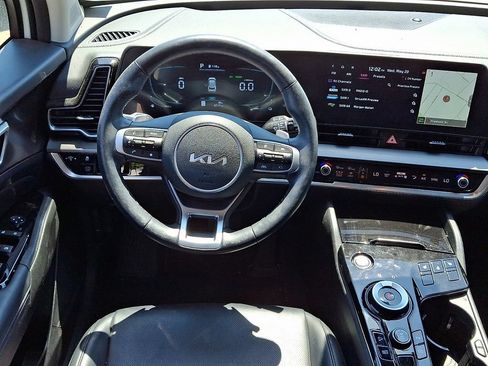 Used 2023 Kia Sportage EX AWD/4WD image 12