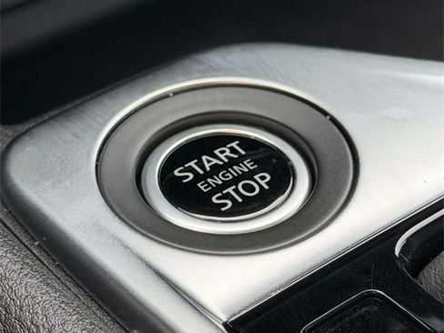 Used 2025 Nissan Sentra SV FWD image 22