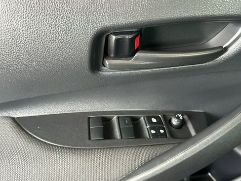 Used 2024 Toyota Corolla LE image 11