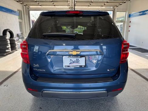 Used 2017 Chevrolet Equinox Premier w/ Enhanced Convenience Package FWD image 9