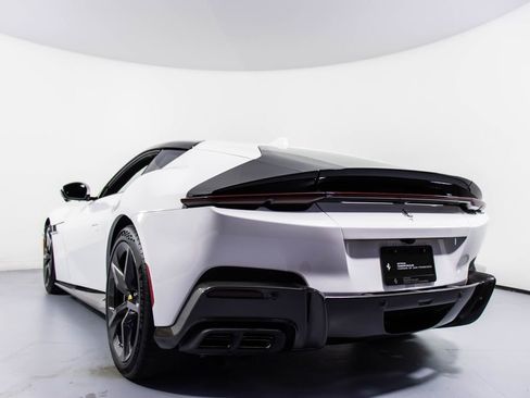 Certified 2025 Ferrari 12Cilindri RWD image 26