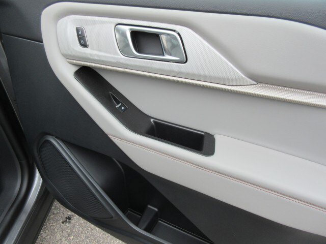 New 2026 Ford Explorer Active w/ Active Comfort Package RWD image 22