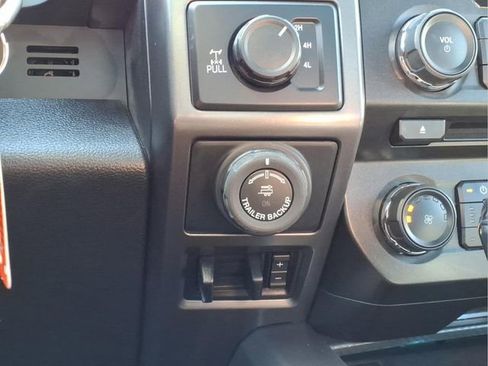 Used 2018 Ford F150 XLT w/ Equipment Group 302A Luxury image 30