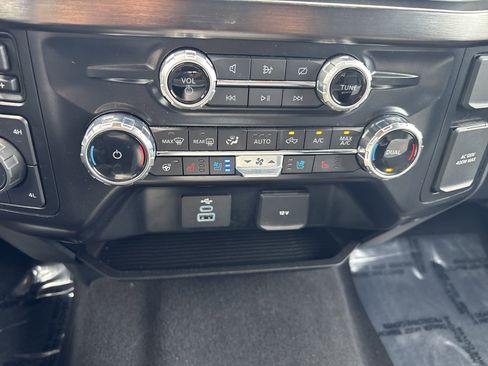 Used 2024 Ford F350 Lariat w/ Camper Package image 25