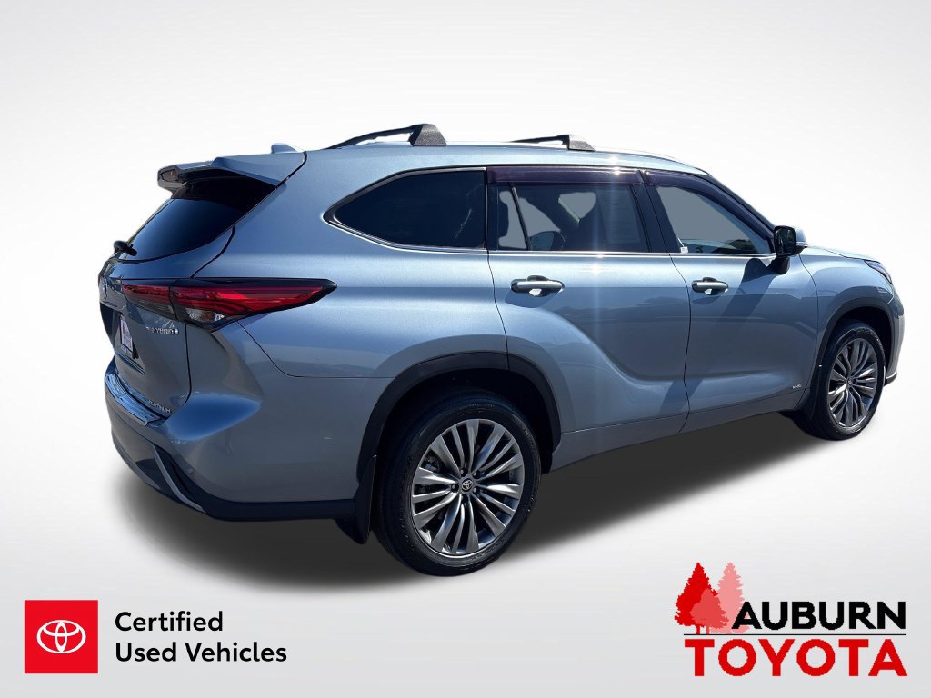 Certified 2022 Toyota Highlander Platinum AWD/4WD image 6