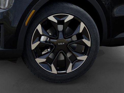 New 2026 Kia Sorento SX image 9