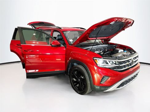 Used 2022 Volkswagen Atlas SE image 39
