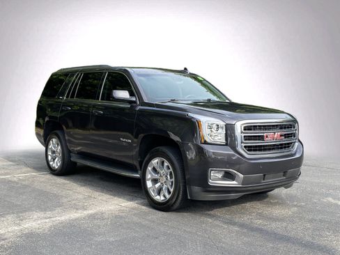 Used 2016 GMC Yukon SLT w/ Open Road Package RWD image 2