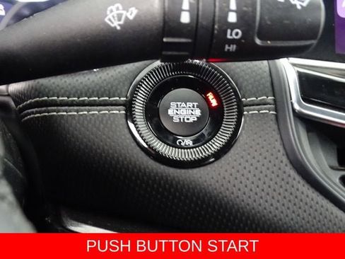 Certified 2023 Jeep Compass Latitude w/ Convenience Group AWD/4WD image 9