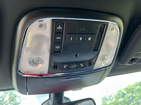 Used 2021 Jeep Grand Cherokee Limited w/ Trailer Tow Group IV AWD/4WD image 30