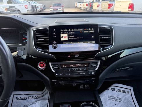 Used 2021 Honda Pilot Touring image 26