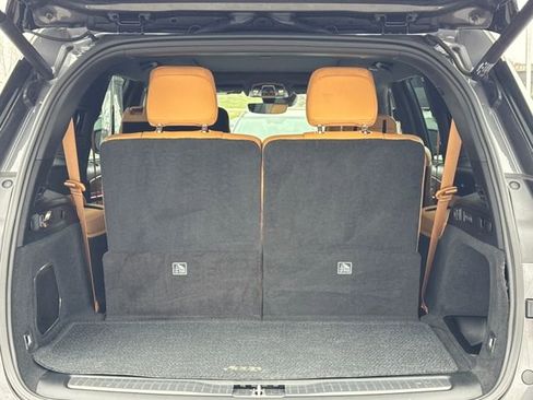 Used 2023 Jeep Grand Cherokee L Summit w/ Luxury Tech Group V image 11