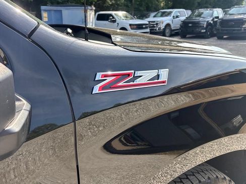 Used 2022 Chevrolet Silverado 1500 RST w/ Z71 Off-Road Package AWD/4WD image 11