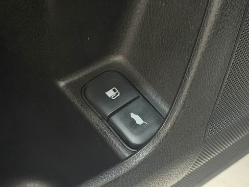 Used 2013 Acura MDX w/ Technology & Entertainment AWD/4WD image 25