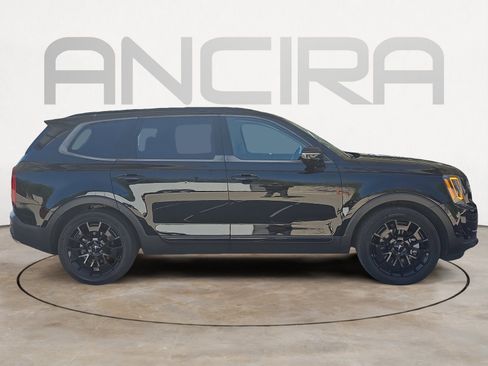 Used 2022 Kia Telluride SX w/ SX Prestige Package image 9