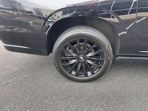 Used 2022 Cadillac Escalade ESV Sport Platinum image 8