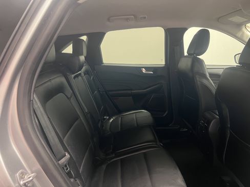 Used 2024 Ford Escape Platinum image 16