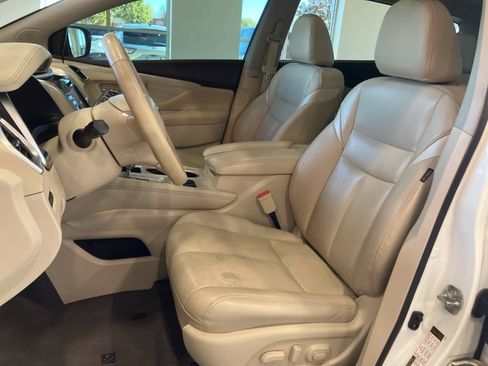 Used 2018 Nissan Murano S image 12