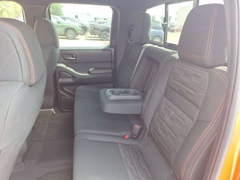 Used 2026 Nissan Frontier Pro-X w/ Pro-X Convenience Package RWD image 19