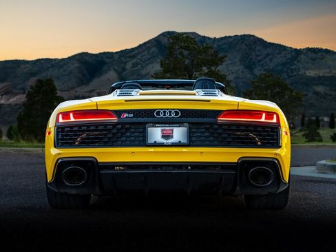 Used 2023 Audi R8 V10 performance RWD image 6