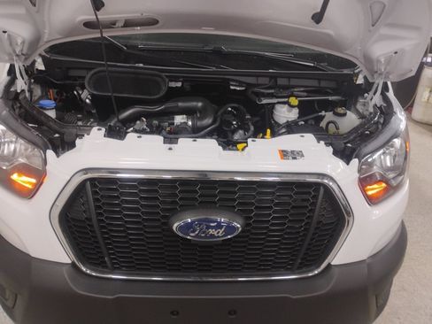Used 2024 Ford Transit 250 Low Roof w/ Exterior Upgrade Package image 7