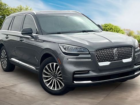 Used 2022 Lincoln Aviator Reserve w/ Elements Package Plus image 10