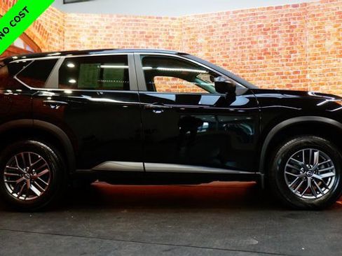 Certified 2023 Nissan Rogue S image 8