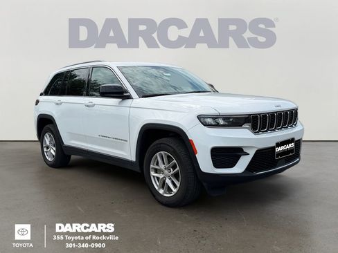 Used 2025 Jeep Grand Cherokee Laredo X AWD/4WD image 1
