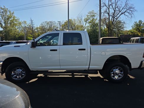 New 2026 RAM 3500 Tradesman image 19