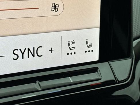 New 2026 Volkswagen Atlas Peak Edition AWD/4WD image 22