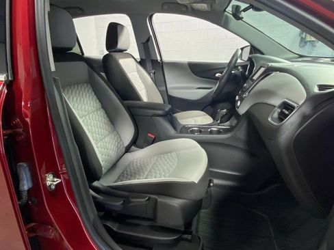 Used 2020 Chevrolet Equinox LT w/ LPO, Floor Liner Package FWD image 31