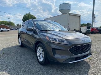 Used 2020 Ford Escape SE FWD video 1
