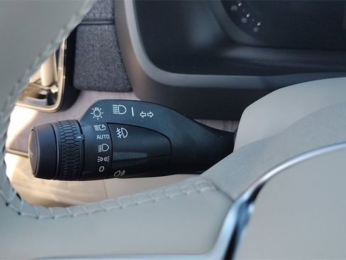 New 2026 Volvo XC90 B6 Ultra image 17