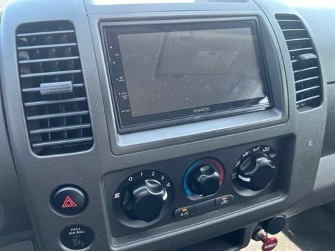 Used 2011 Nissan Frontier S w/ S Preferred Pkg RWD image 10