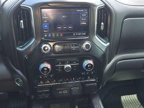 Used 2020 GMC Sierra 1500 AT4 w/ AT4 Premium Package AWD/4WD image 23