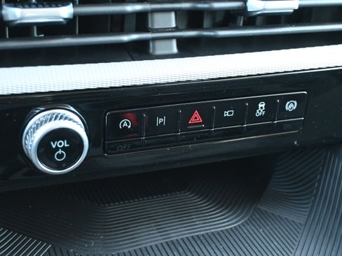 New 2026 Ford Explorer Active image 86