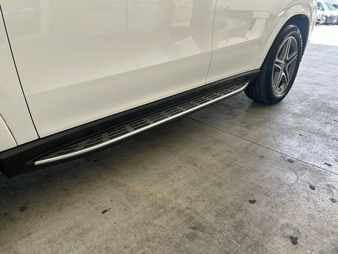 Used 2025 Mercedes-Benz GLE 450 4MATIC Coupe image 17