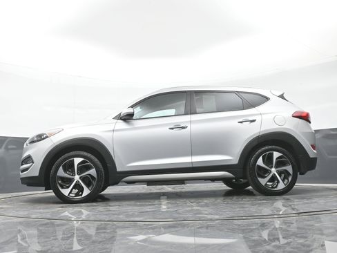 Used 2017 Hyundai Tucson Limited AWD/4WD image 44