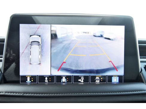 Used 2021 Chevrolet Suburban Z71 w/ Z71 Off-Road Package image 28