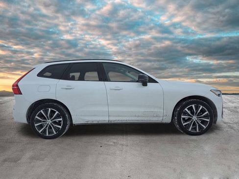 Used 2023 Volvo XC60 B5 Plus w/ Climate Package image 9