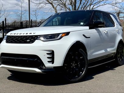 New 2025 Land Rover Discovery Dynamic SE