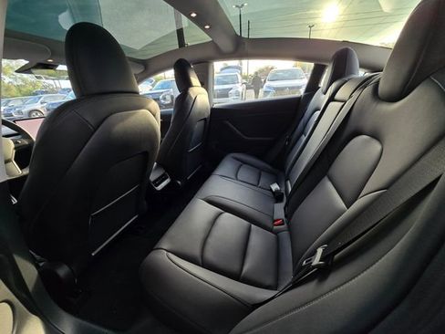 Used 2023 Tesla Model 3 Performance image 7