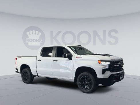 New 2026 Chevrolet Silverado 1500 LT Trail Boss w/ LT Trail Boss Premium Package AWD/4WD image 2