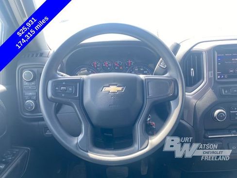 Used 2021 Chevrolet Silverado 2500 W/T w/ WT Convenience Package AWD/4WD image 17