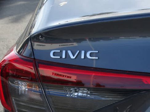 Used 2024 Honda Civic Sport image 10