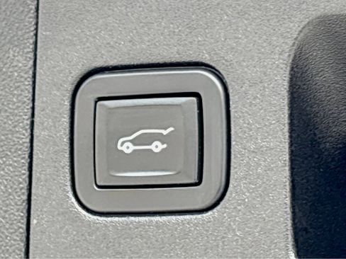 Used 2021 Cadillac XT5 Luxury image 24