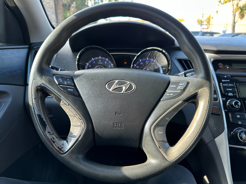 Used 2013 Hyundai Sonata GLS FWD image 21